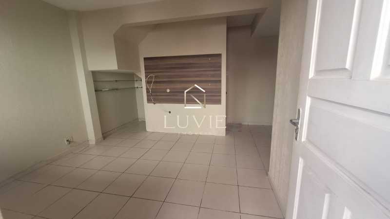 Conheça 3083f6b3-14c4-4bf9-b44a-f6a300 do imóvel - Casa em Condomínio à venda Rua Oswaldo Lussac, Taquara, Rio de Janeiro - R$ 300.000 - LVCN20005 - 3 3083f6b3-14c4-4bf9-b44a-f6a300 - 3