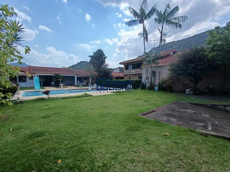 Quintal gramado - 1