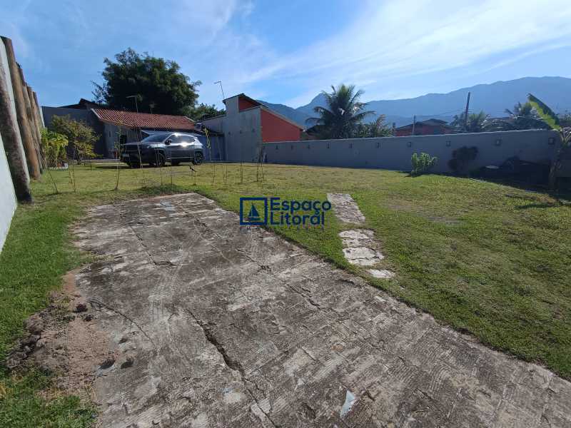 Visão do começo do terreno - 8