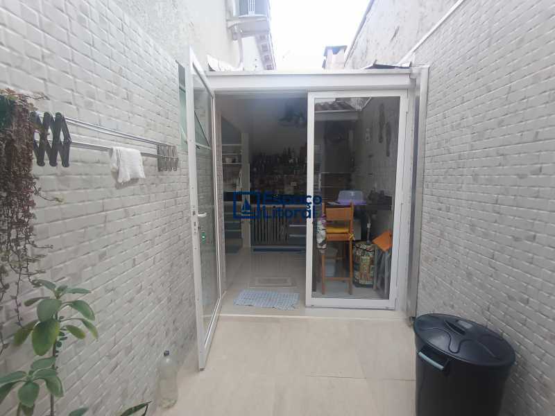 Casa com dois dormitórios - 3