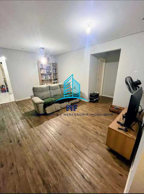 1b722de1-af6a-4ce8-b1d3-734689 - 3