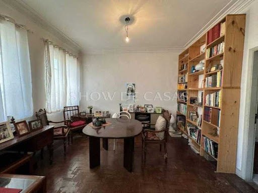 photos - 2