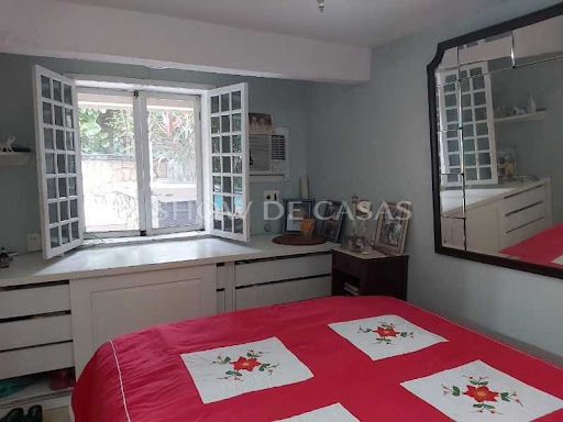 Conheça photos do imóvel - Casa em Condomínio à venda Avenida Lúcio Costa, Barra da Tijuca, Rio de Janeiro - R$ 2.400.000 - 899 - 6 photos - 6