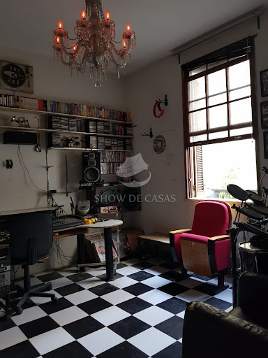 Conheça photos do imóvel - Casa à venda Rua Ipiranga, Laranjeiras, Rio de Janeiro - R$ 2.600.000 - 249 - 14 photos - 14