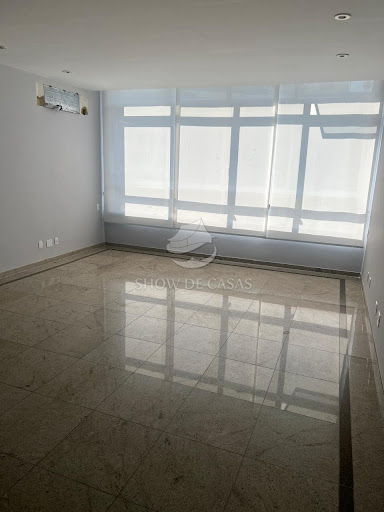 photos - 2