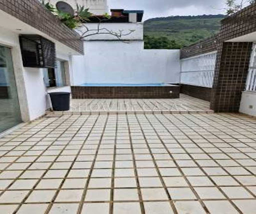 photos - 2