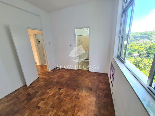 photos - 1