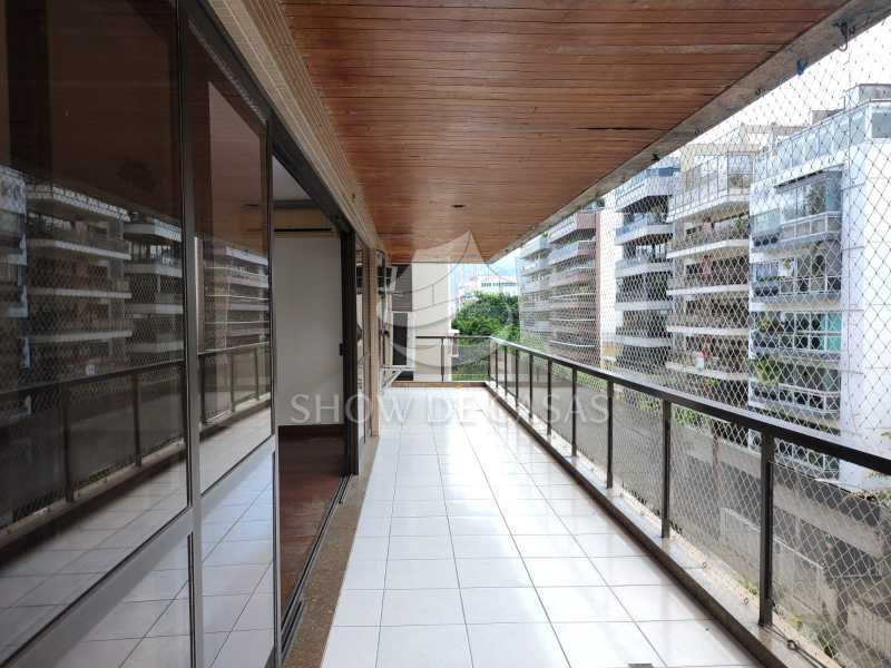 WhatsApp Image 2025-10-18 at 1 - 18