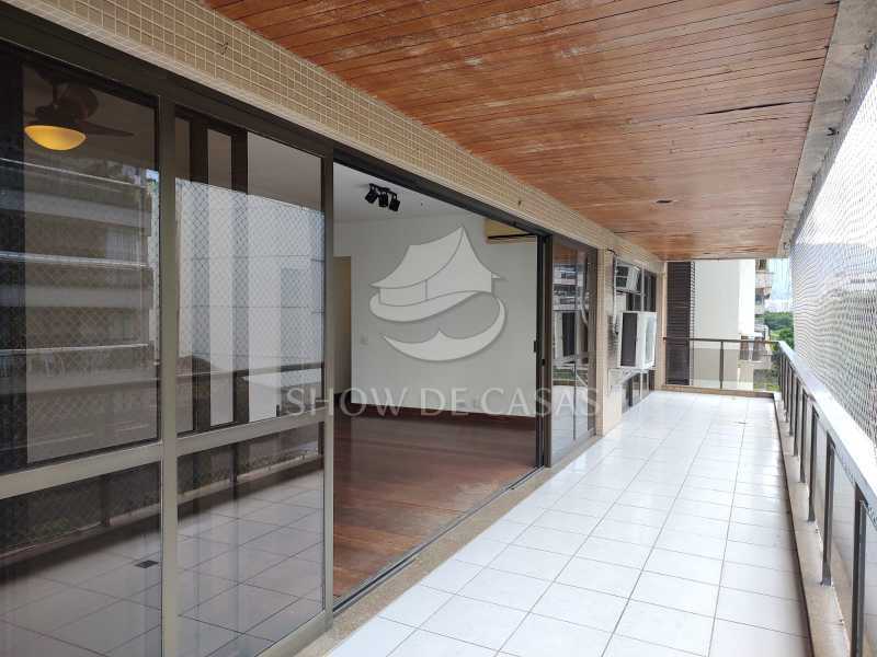 WhatsApp Image 2025-10-18 at 1 - 26