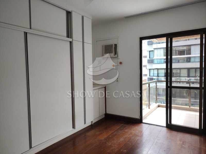 WhatsApp Image 2025-10-18 at 1 - 15