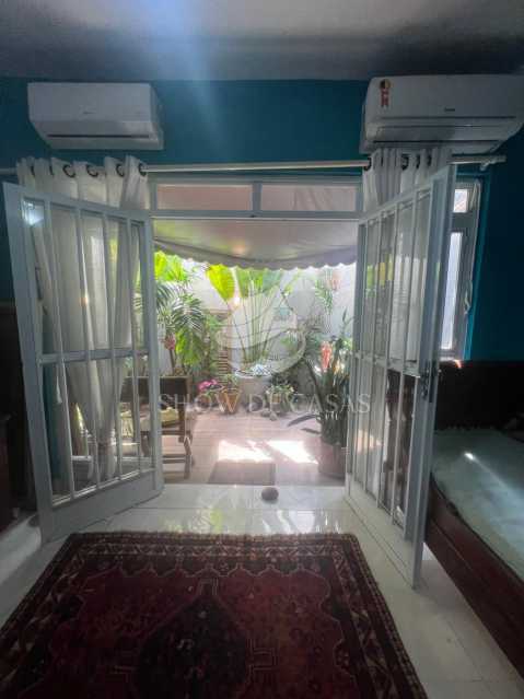 WhatsApp Image 2025-11-08 at 1 - 6