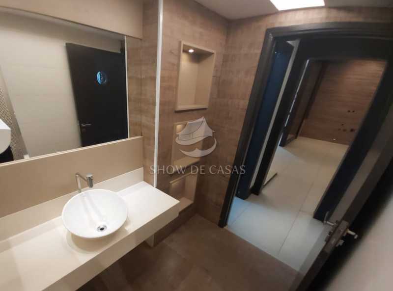 WhatsApp Image 2025-11-27 at 1 - 7