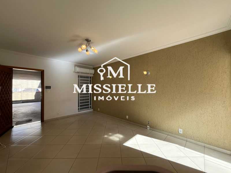 Conheça WhatsApp Image 2026-07-20 at 1 do imóvel - Casa térrea comercial / residencial à venda próximo ao centro, em Taubaté - CA00013 - 4 WhatsApp Image 2026-07-20 at 1 - 4