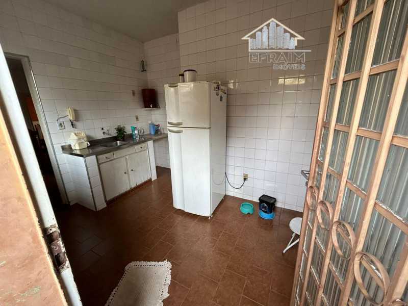 Conheça WhatsApp Image 2026-06-08 at 2 do imóvel - Casa 3 quartos à venda Araguari,MG Centro - R$ 560.000 - FRCA30016 - 14 WhatsApp Image 2026-06-08 at 2 - 14