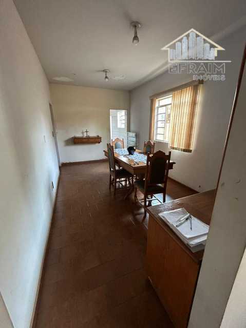 Conheça WhatsApp Image 2026-06-08 at 2 do imóvel - Casa 3 quartos à venda Araguari,MG Centro - R$ 560.000 - FRCA30016 - 17 WhatsApp Image 2026-06-08 at 2 - 17