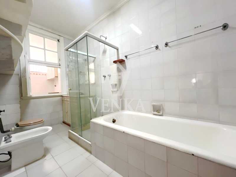 12672853-90b2-4dff-bac4-76ea39 - 13