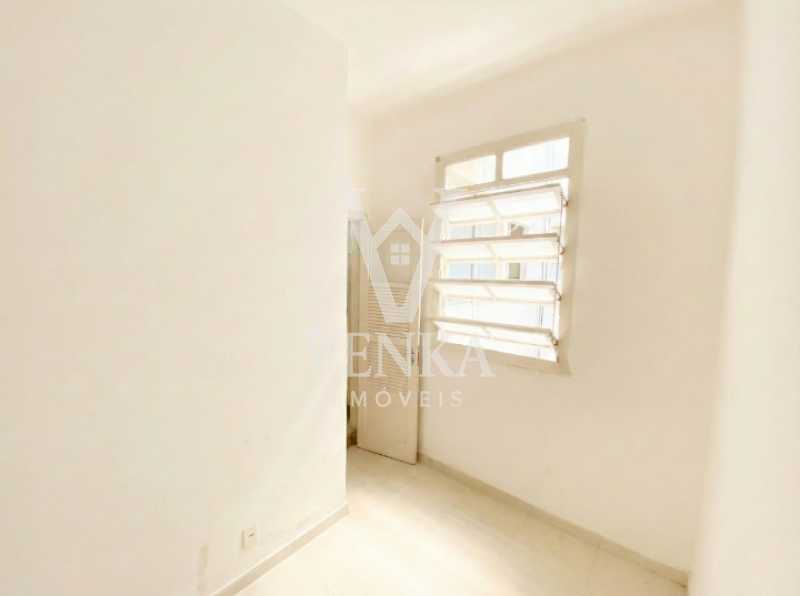 Dependência de empregada - 24