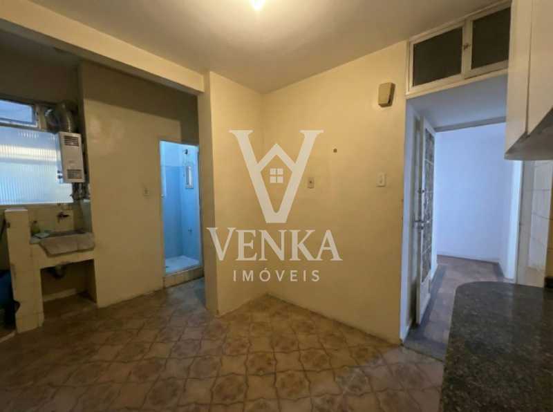 Cozinha com Área de serviço - 22