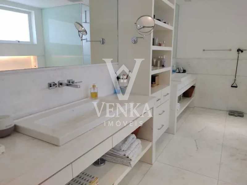 31889c8c-af2e-4118-a6e8-8d42d6 - 19