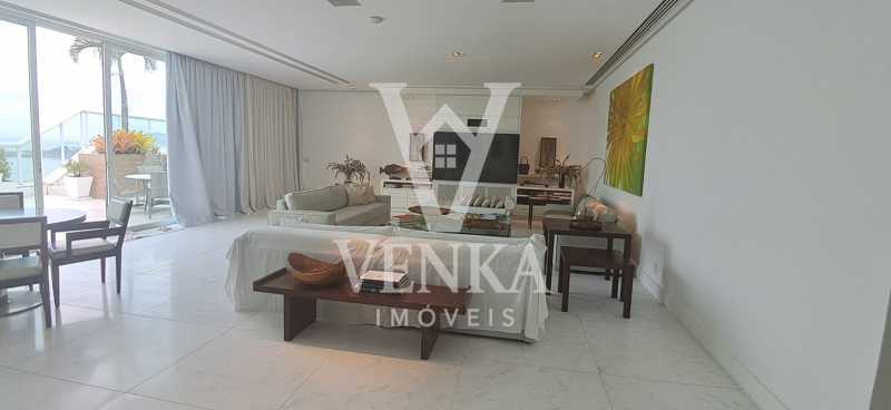 a7ea293e-7aa5-4453-bac0-bc4a2c - 11