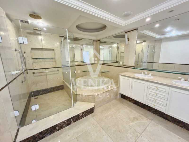 3e21d867-4af8-423d-bf42-83d84e - 18