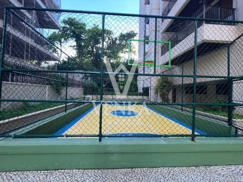 Quadra esportiva - 28