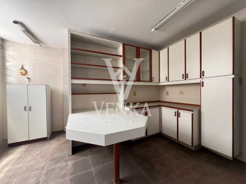 dda9db32-3ac3-4880-b585-7c05a0 - 26