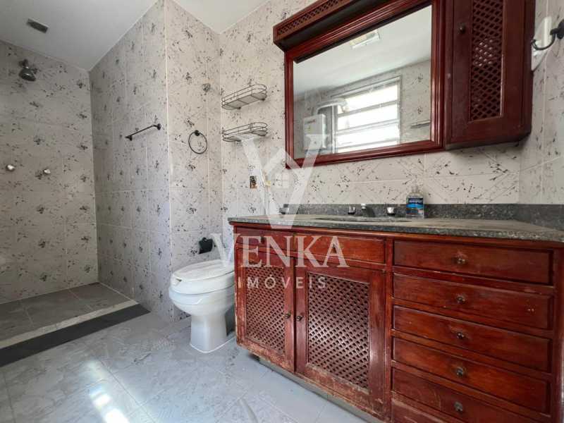 e4ddb566-7d70-4bfa-82a8-69d07d - 19