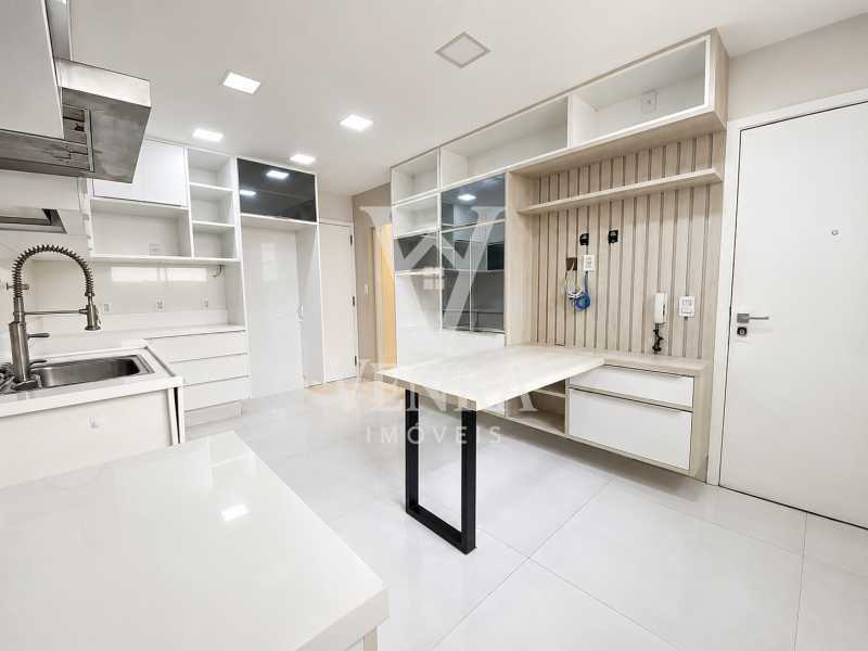 Conheça 04_cozinha_mesa_madeira do imóvel - Apartamento à venda Rua Paula Freitas,Rio de Janeiro,RJ Copacabana - R$ 2.200.000 - VKAP40116 - 24 04_cozinha_mesa_madeira - 24
