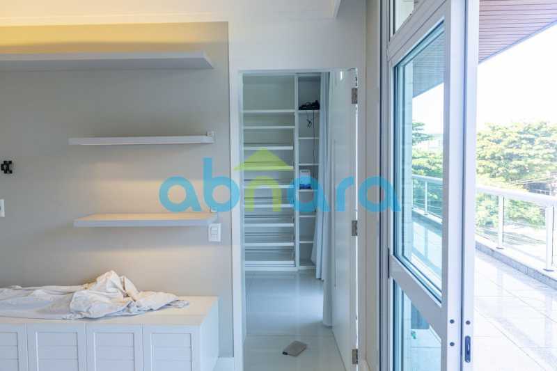 suite_2+closet - 25