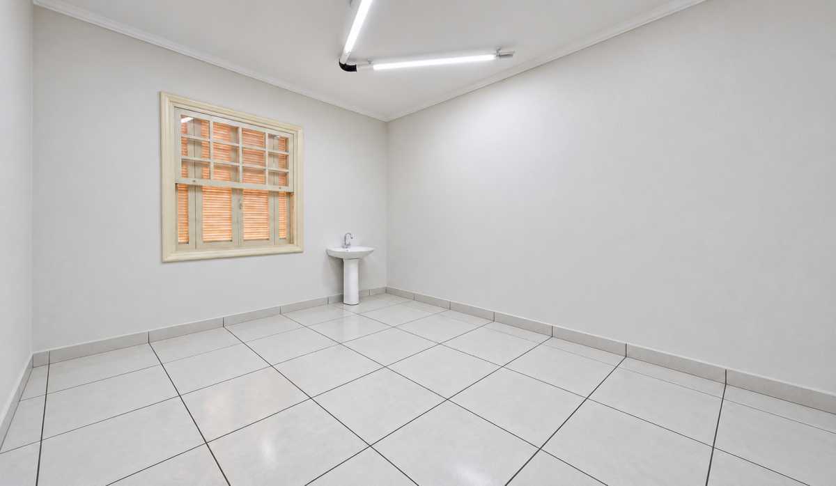Conheça Foto 13 do imóvel - Casa Comercial à Venda na Rua Pedro de Magalhães, Cambuí - Campinas - CACC00002 - 13 Foto 13 - 13
