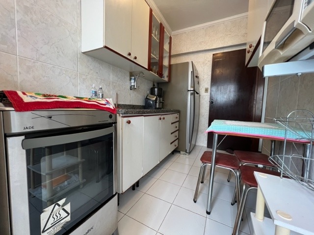 Foto 04 - 10