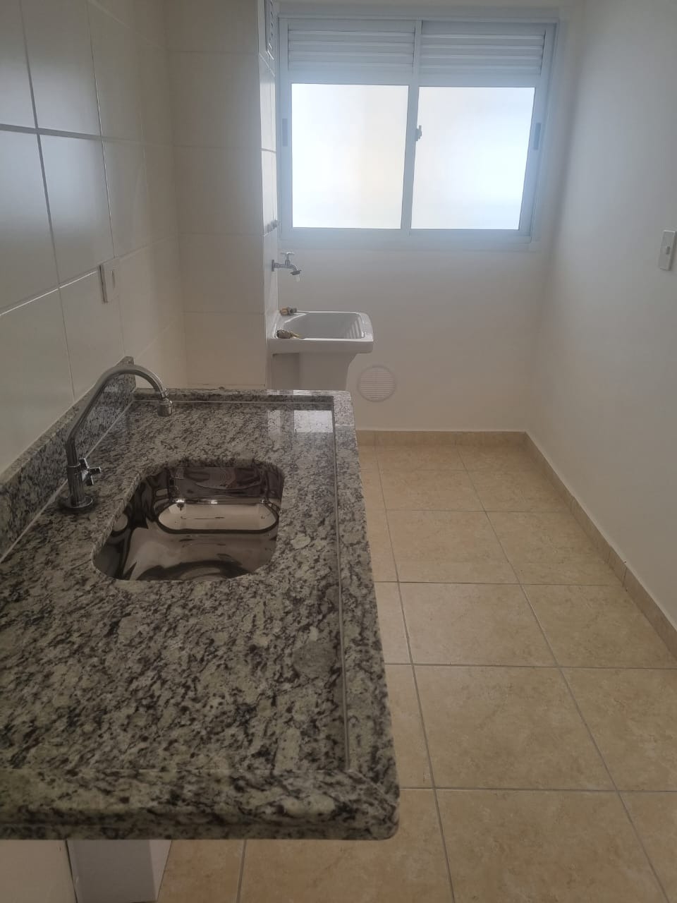 Foto 08 - 10