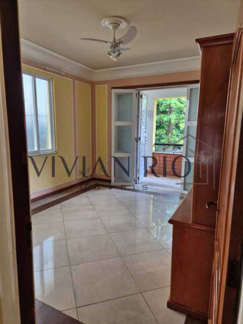 quarto 3 frente - 13