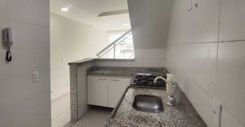 Conheça WhatsApp Image 2026-09-11 at 0 do imóvel - Cobertura duplex. 3 quartos com 1 suíte, 1 vaga. Em condomínio fechado na Taquara. Ótima oportunidade quem busca localização com custo de condomínio otimizado. - TICO30001 - 11 WhatsApp Image 2026-09-11 at 0 - 11