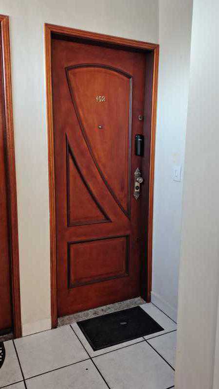 entrada - 22