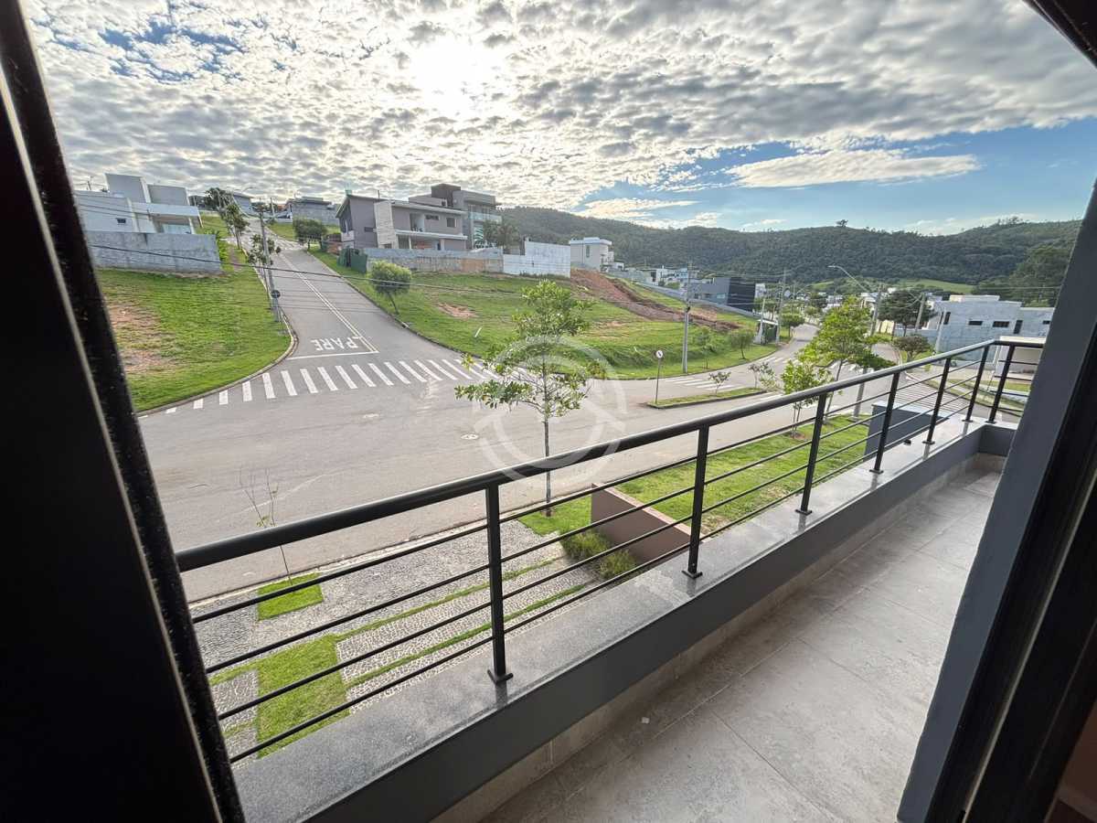 Conheça WhatsApp Image 2026-08-14 at 1 do imóvel - CASA À VENDA NO CONDOMÍNIO ECOLOGIE RESIDENCIAL - ITATIBA/SP | 340 M² | ARQUITETURA IMPONENTE | 4 DORMITÓRIOS, SENDO 3 SUÍTES | PISCINA E ÁREA GOURMET! - ALCN40019 - 19 WhatsApp Image 2026-08-14 at 1 - 19