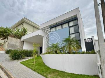 Imperdível - Casa Nova à Venda no Condomínio Itatiba Country Club | 4 Dormitórios Planejados por R$ 1.190.000! - ALCN40024