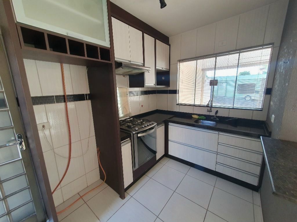 Conheça FOTO_8 do imóvel - Casa para alugar Rua Hifumi Ogassawara, Colúmbia, Londrina - R$ 2.650 - CA0226 - 8 FOTO_8 - 8