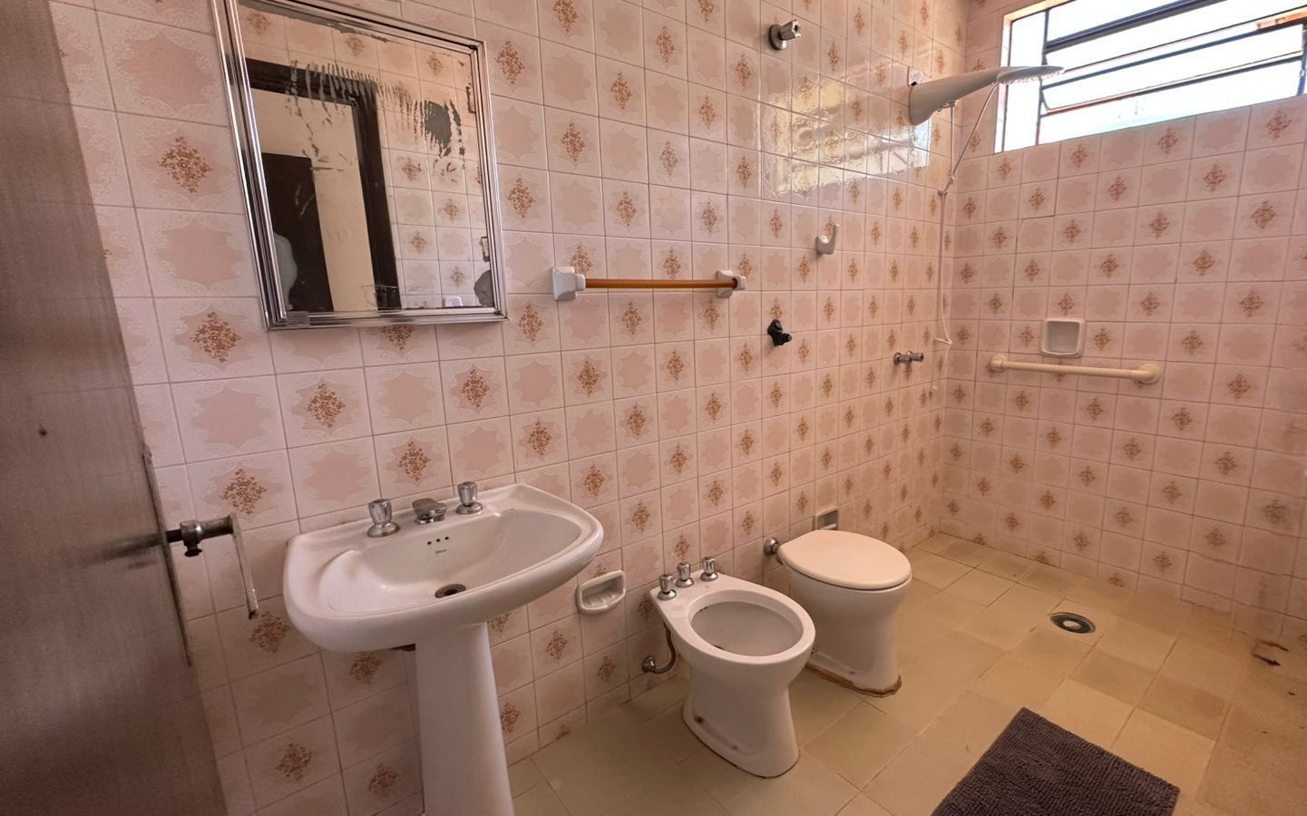 Conheça FOTO_14 do imóvel - Casa 3 quartos para alugar Boa Vista, Londrina - R$ 5.000 - CA0258 - 14 FOTO_14 - 14
