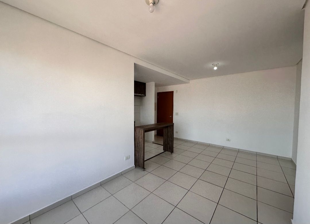 Conheça FOTO_7 do imóvel - Apartamento 3 quartos para alugar Champagnat, Londrina - R$ 1.900 - AP0558 - 7 FOTO_7 - 7