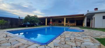 Chácara à Venda em Atibaia Jardim Morumbi - Piscina, Campo e 807m² - CH0135