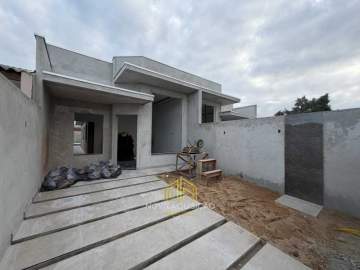 Casa com piscina à venda em Matinhos - PR - NACA30009