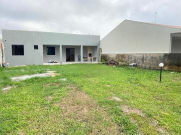 Casa a venda com 3 Quartos, Suíte e Amplo Terreno | Matinhos - PR - NACA30015