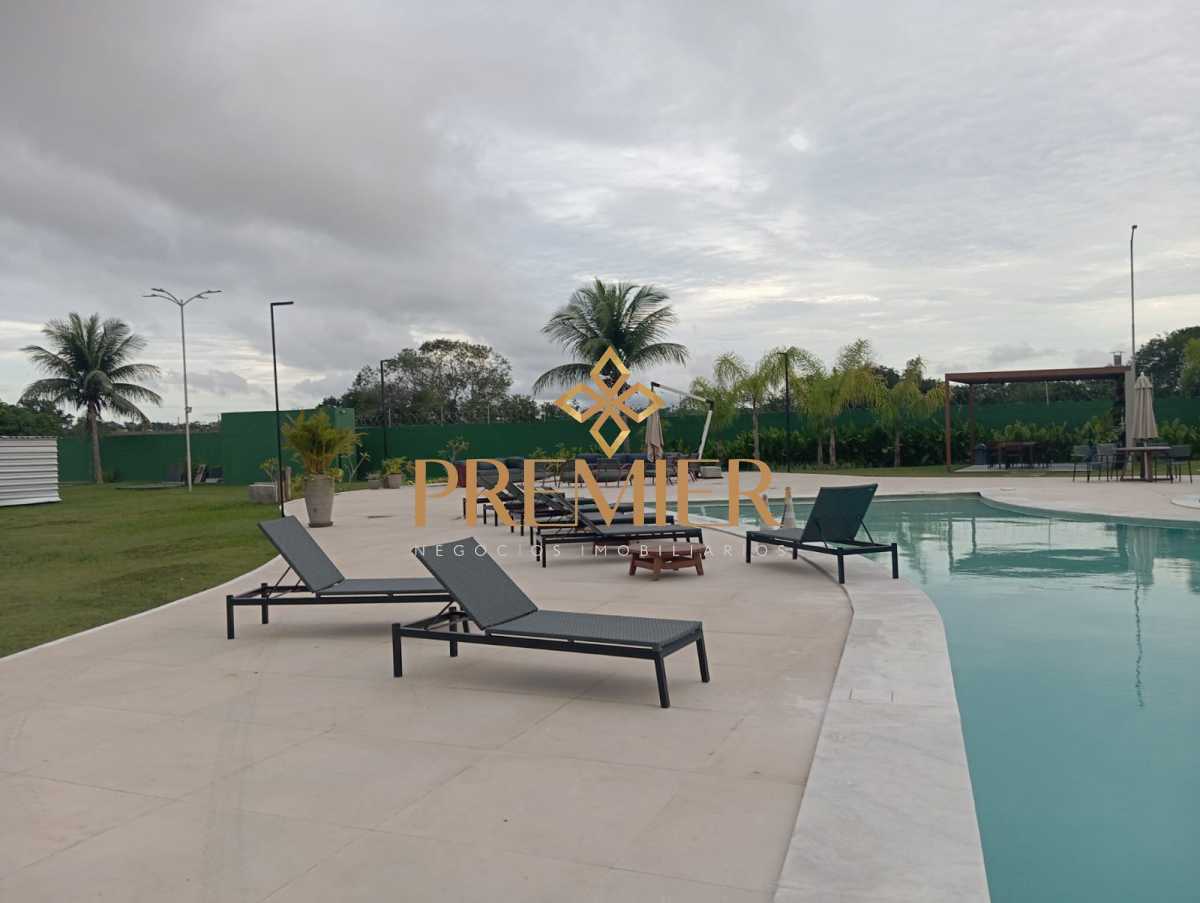 AREA DE PISCINA 3. - 4