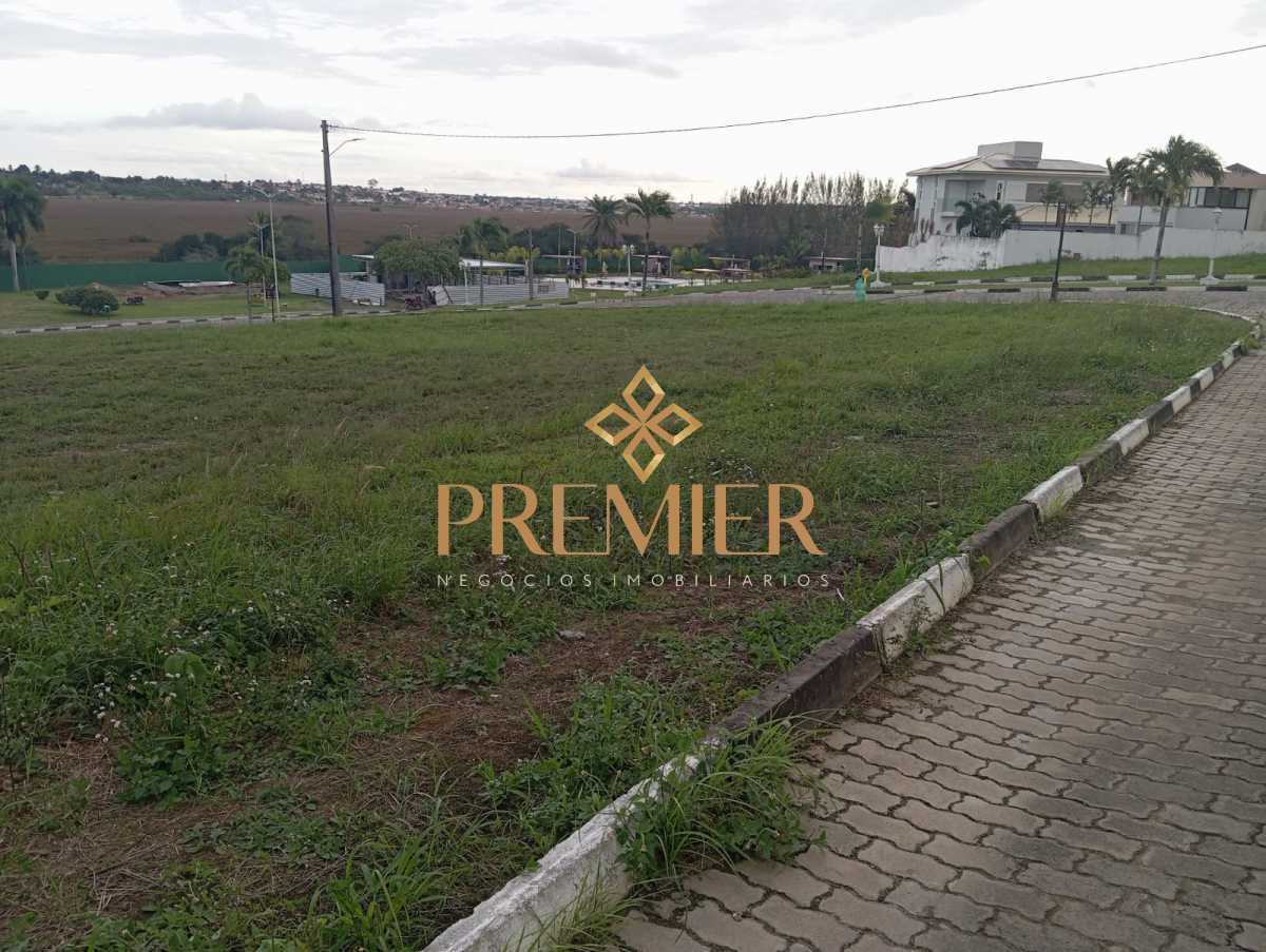 AREA DO LOTE 1. - 6