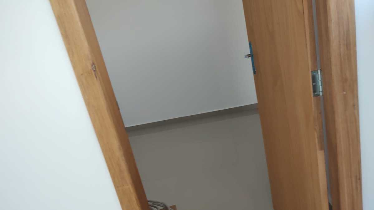 0cade2d7-3604-4899-b732-8dbd97 - 4