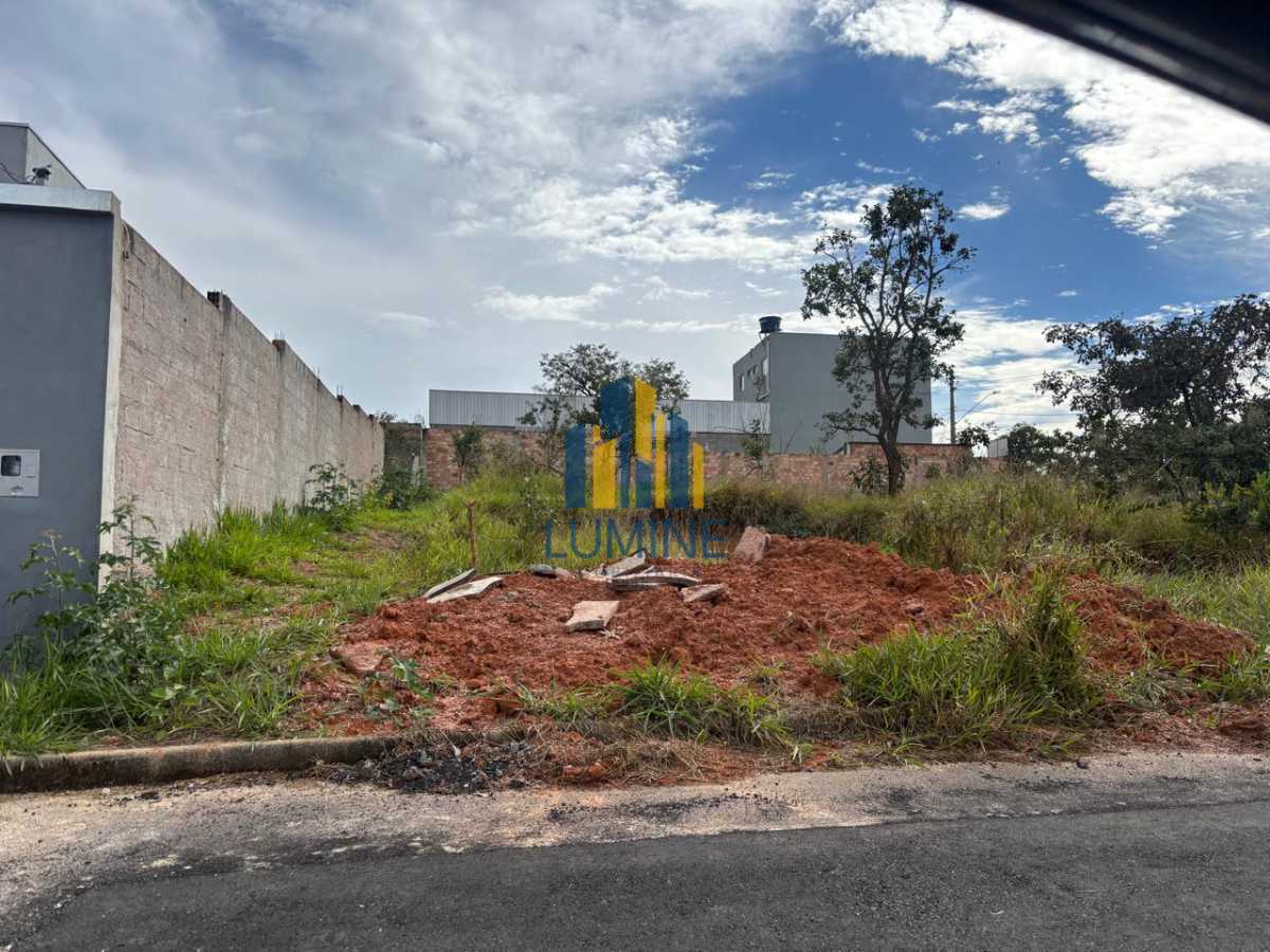 Conheça WhatsApp Image 2026-08-18 at 1 do imóvel - Lote à venda Residencial Lagoa Park, Divinópolis - R$ 63.200 - LMLT00007 - 2 WhatsApp Image 2026-08-18 at 1 - 2