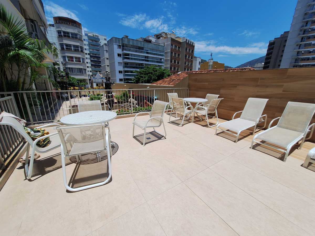 Conheça ÁREA DA PISCINA do imóvel - Flat Condomínio Omin2, Botafogo, andar alto - HCFL10002 - 19 ÁREA DA PISCINA - 19