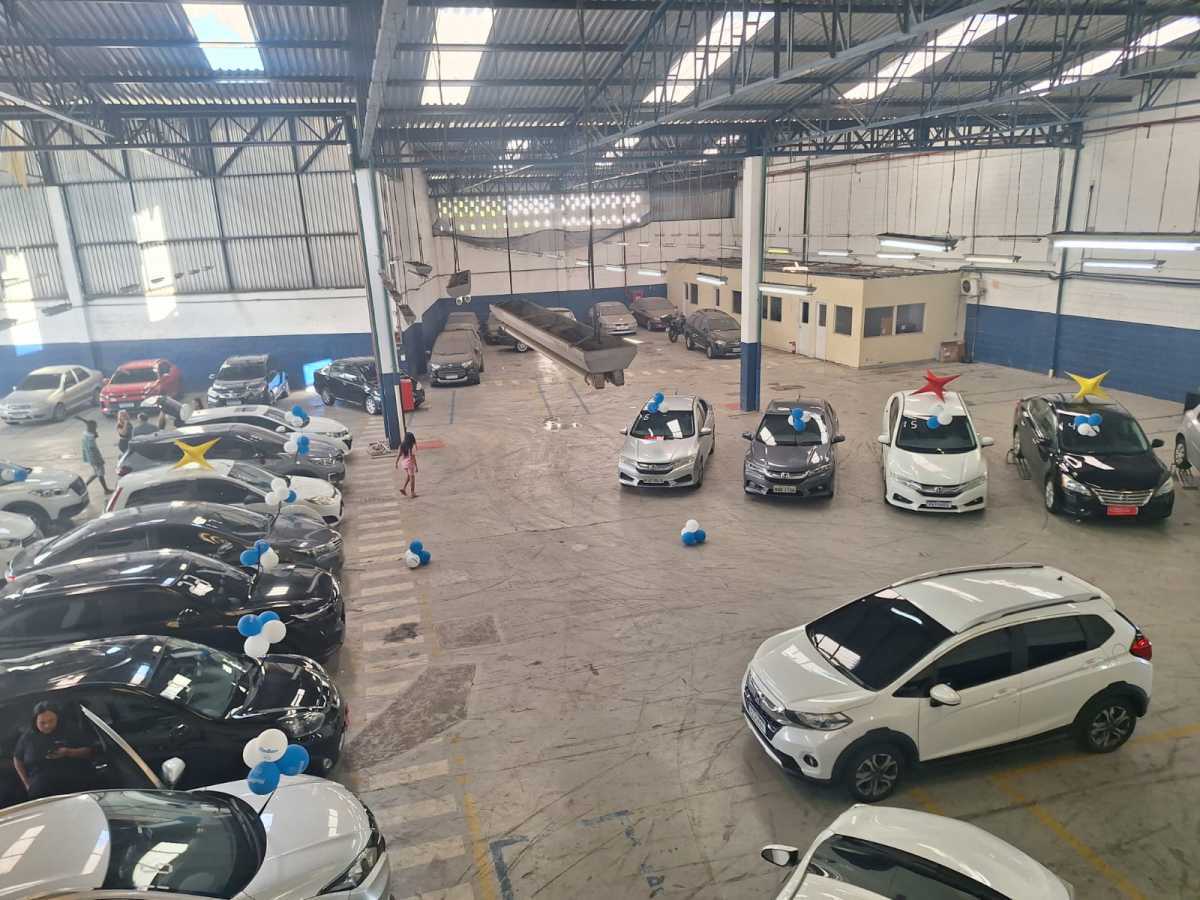 Conheça PISO GALPÃO. do imóvel - Galpão reformado com 2,700 m² entre a Taquara / Pechincha - HCGA00008 - 8 PISO GALPÃO. - 8